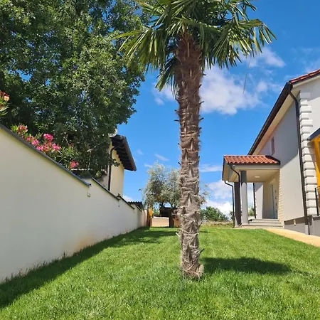 Luxury Paradiso Вилла