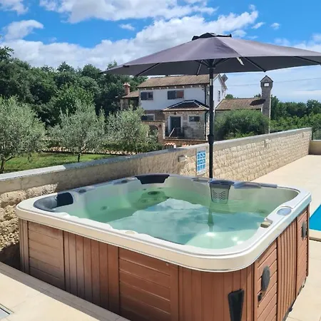 Luxury Paradiso * Tar-Vabriga