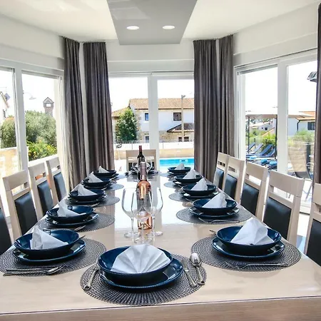 Vila Luxury Paradiso *