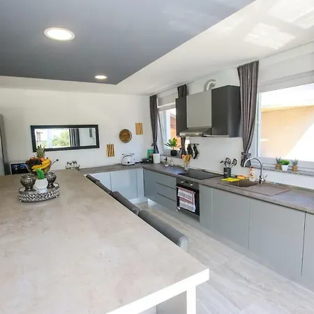 Vila Luxury Paradiso Tar-Vabriga